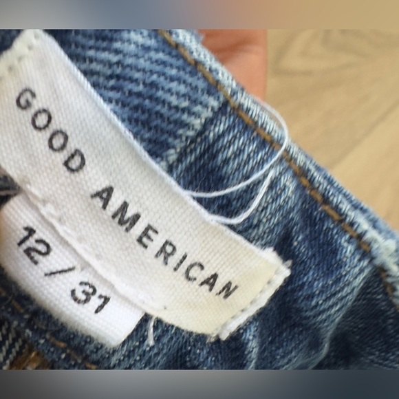 Good American Dark Blue Straight Leg Jeans 👖💙 - Picture 8 of 10